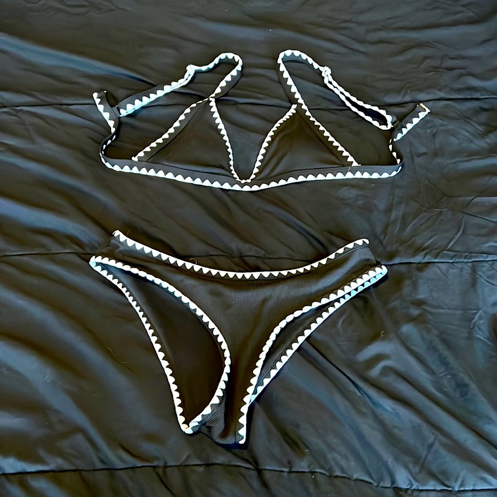 Black and white bikini